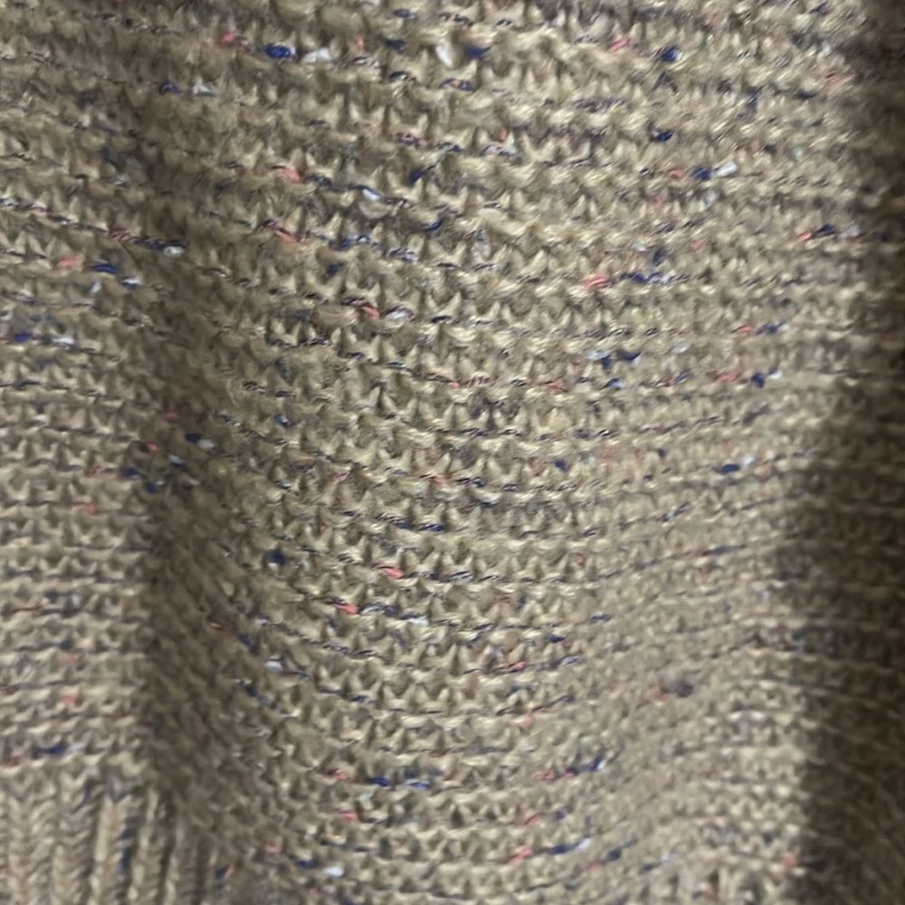 Excellent Condition Boutique Purchased Sweater - Picture 4 of 5